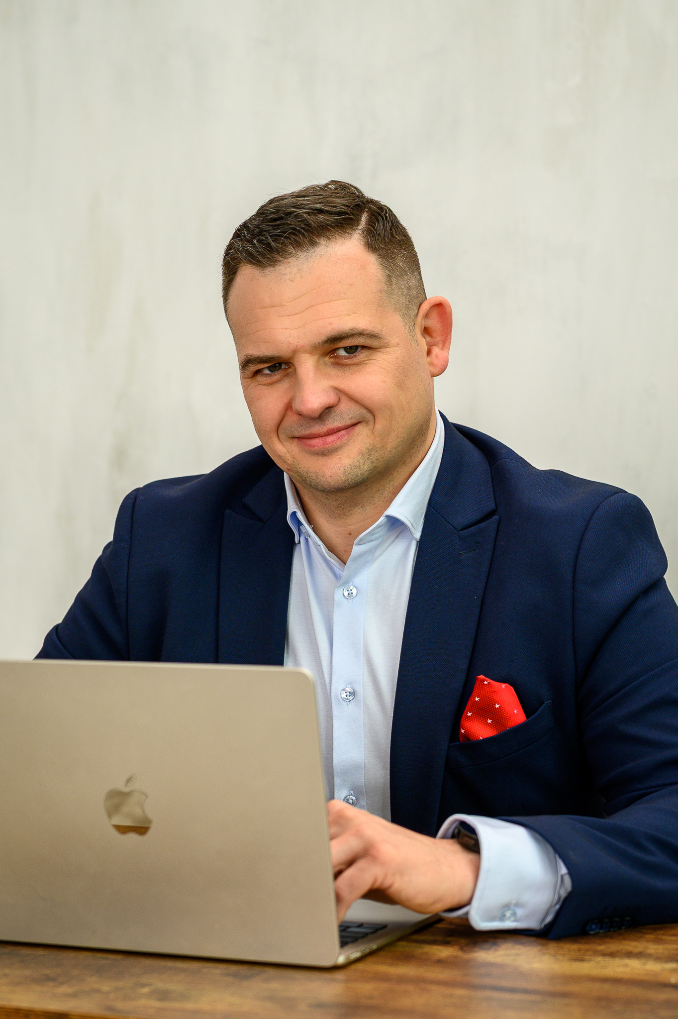 Kontakt